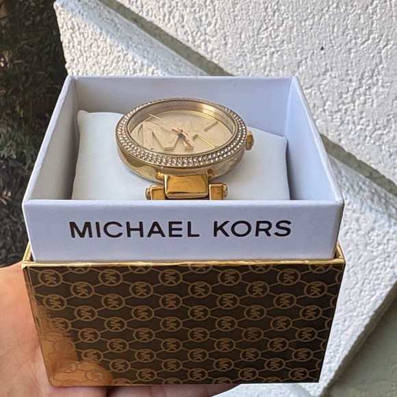 Michael Kors Women’s Parker Gold-Tone Watch MK5784 - Picture 12 of 12